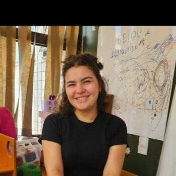 Baby-sitter Paris: Beatriz