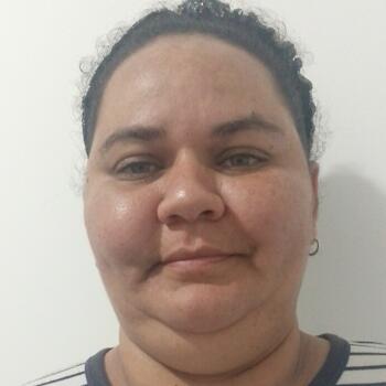 Babá em Araucária: Yamila