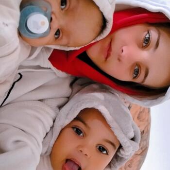 Job de garde d'enfants à Jaunay-Clan: job de garde d'enfants May