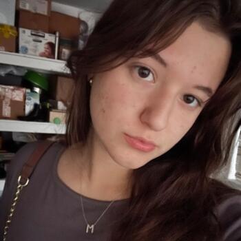 Babysitter in Phoenix: Michelle