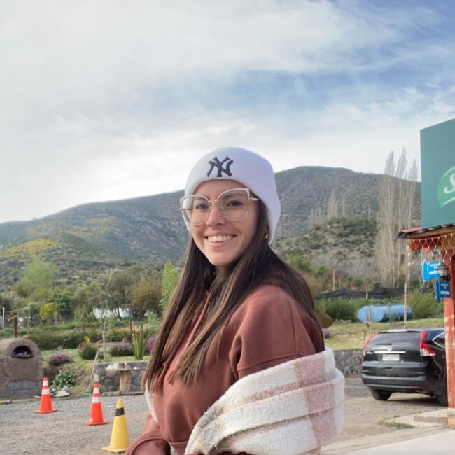 Babysitter in Quintero: Naomi Encina