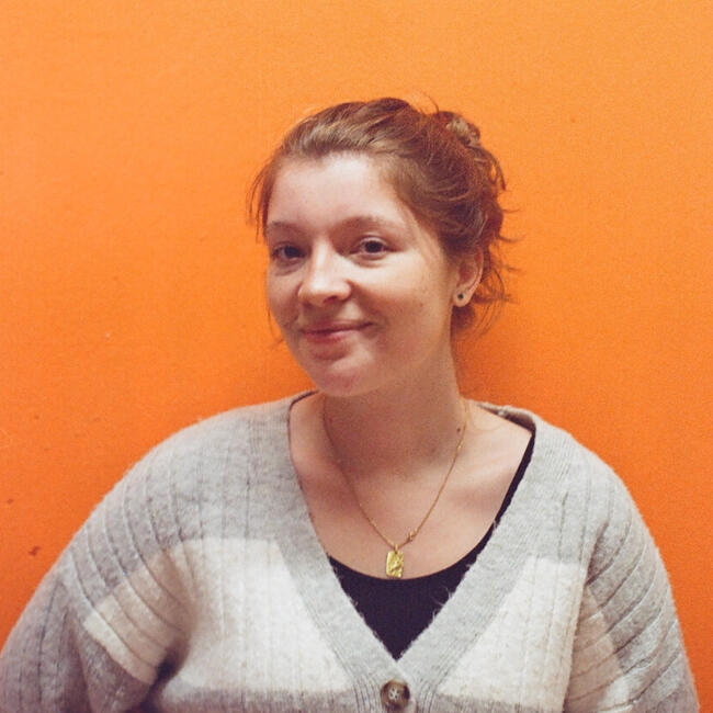 Babysitter in Étoile-sur-Rhône: Amelie