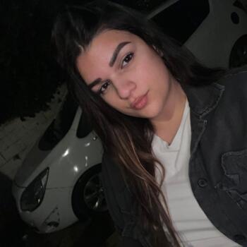 Nanny in Áno Liósia: Stauroula