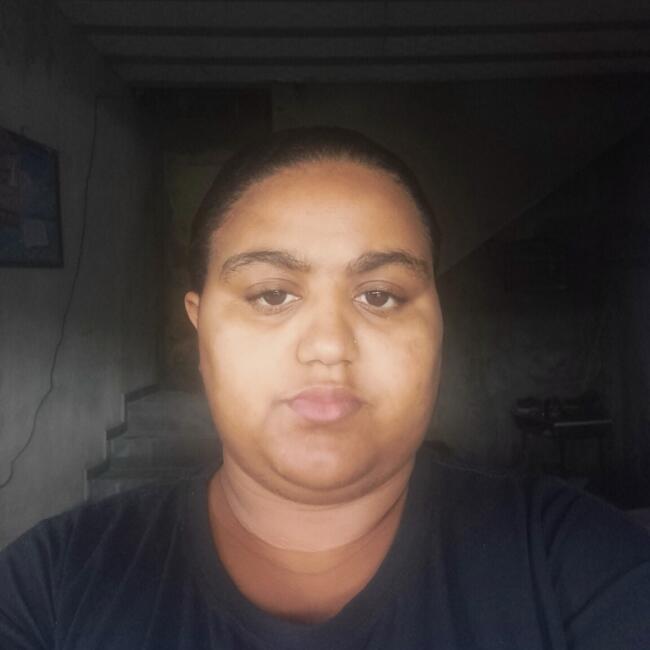 Babá em Volta Redonda: Carla