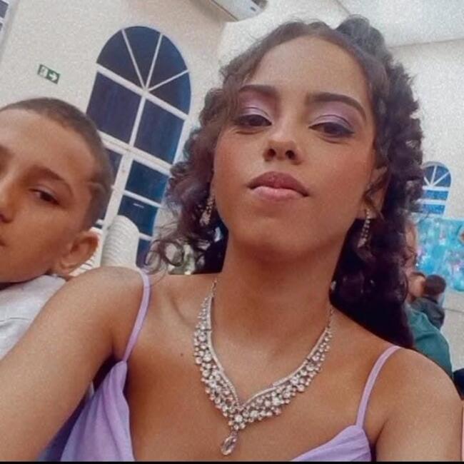 Babá em Cuiabá: Steffany