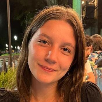 Niñera en Funes: Agustina