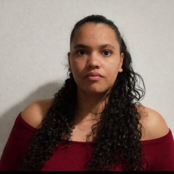 Babysitter Sabará: Nataly