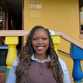Babysitter Phoenix: Olwethu Sthabile