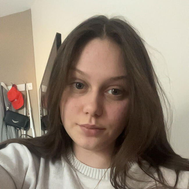 Babysitter in Hérin: Camille