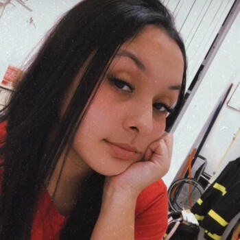 Babysitter in Palhoça: Ana