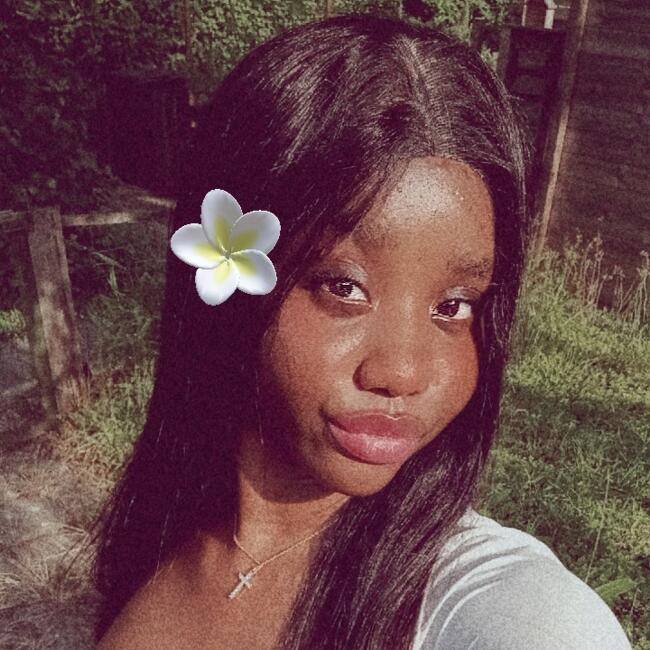 Babysitter in Cloppenburg: Lateefah