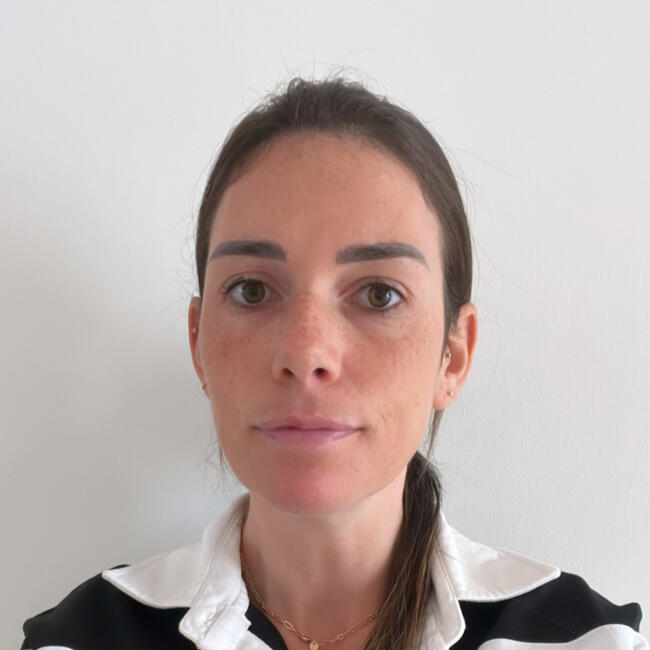 Job de garde d'enfants à Périgueux: Victoria Julia