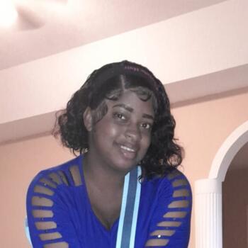 Babysitter in Mandeville: Christina
