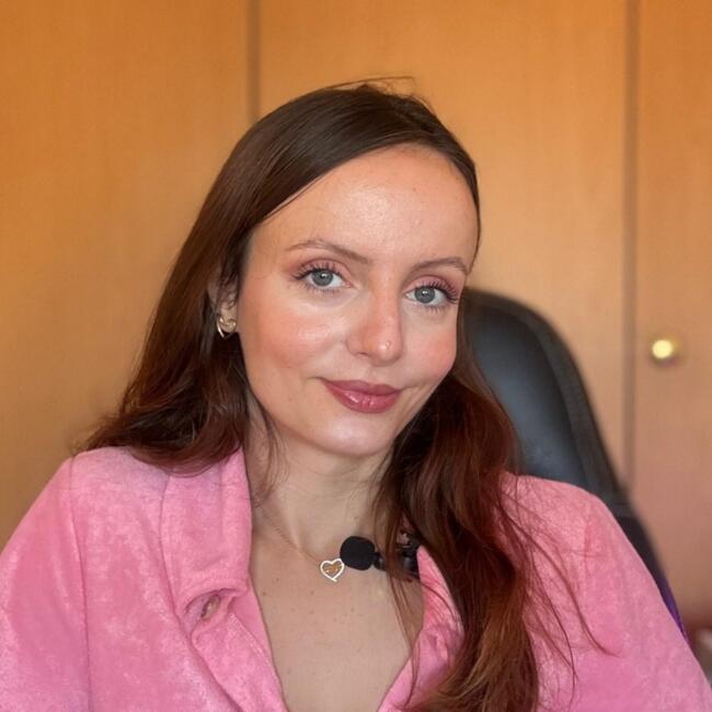 Babysitter in São João da Madeira: Débora