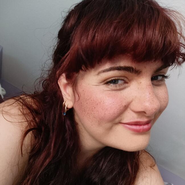 Babysitter in Dangolsheim: Stella