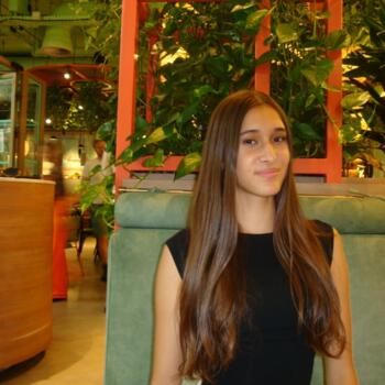 Babysitter in Bucharest: Milena