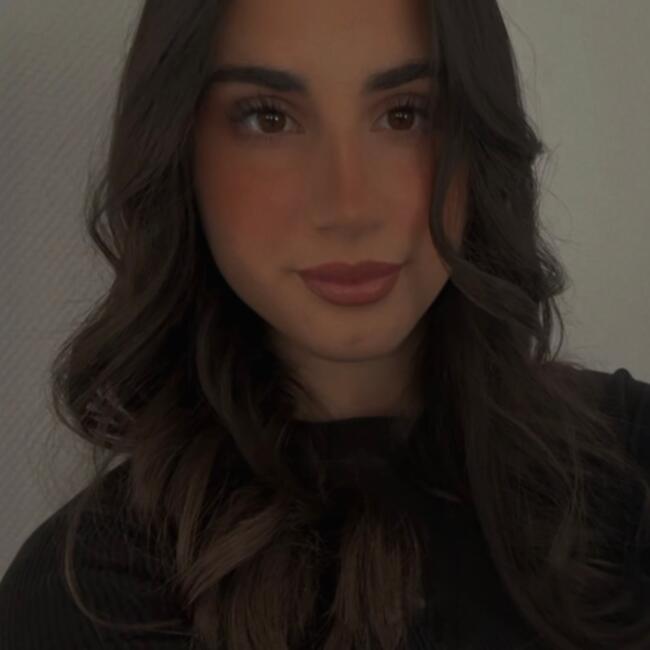 Babysitter in Collinée: Luana Inês