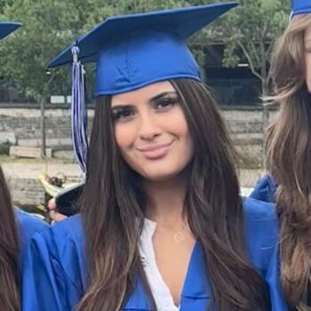 Babysitter in Neuilly-sur-Seine: Victoria