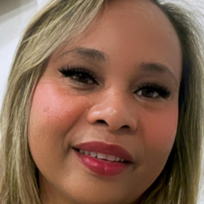 Babysitter in Brasília: Joilma
