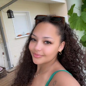 Babysitter Floirac: Shanon
