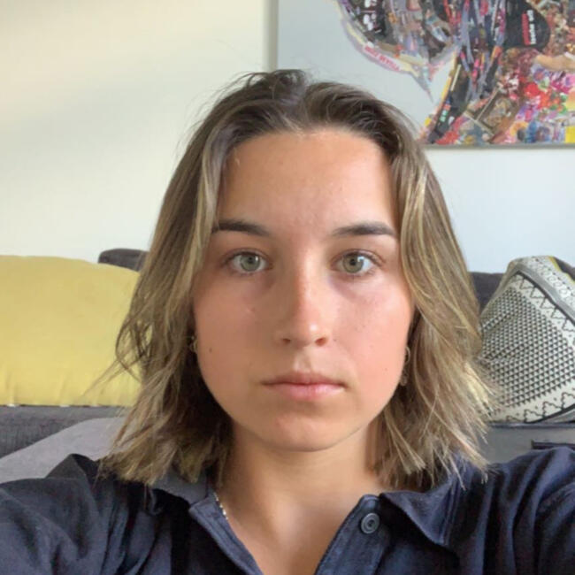 Babysitter in Christchurch: Phoebe