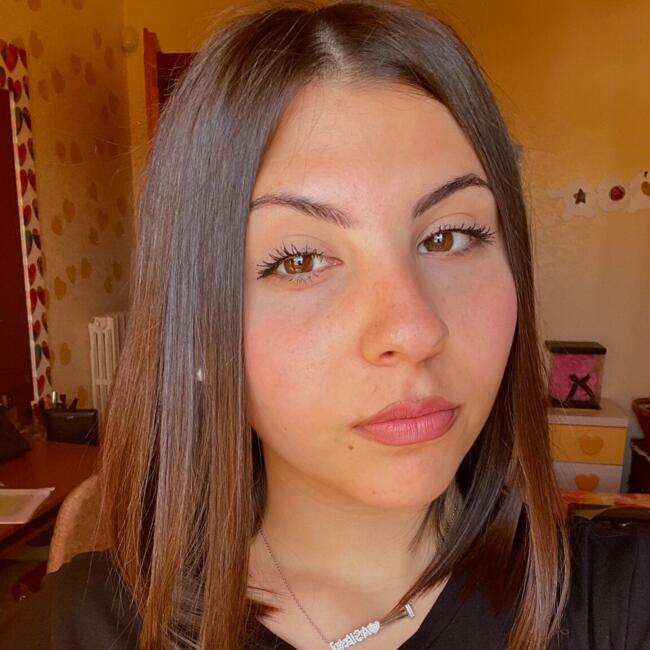 Babysitter in Bisceglie: Asia