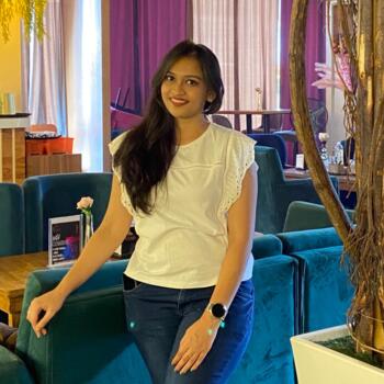 Babysitter in Munich: Nimisha