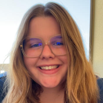 Babysitter Hauteville-sur-Fier: Alexia