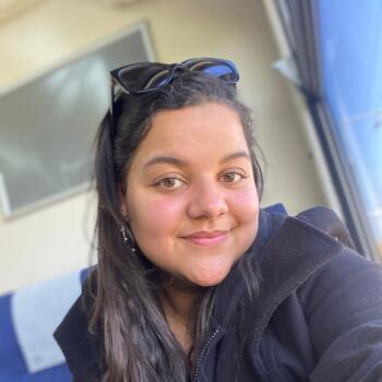 Babysitter em Gondomar: Laura