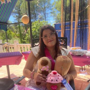 Babysitter in Auderghem: Mia