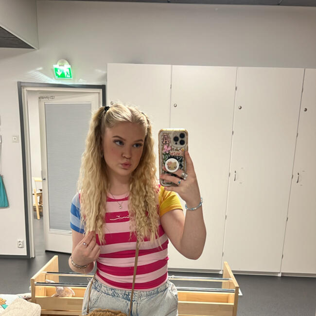 Babysitter in Jyväskylä: Anni