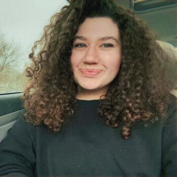 Nanny in Crestwood (Kentucky): McKenzie