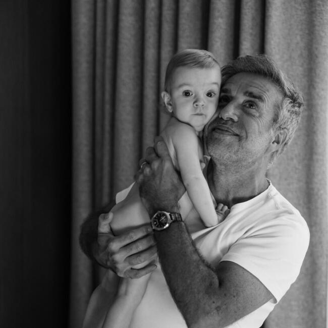 Babysitting job in Paris: Steve & Angelina