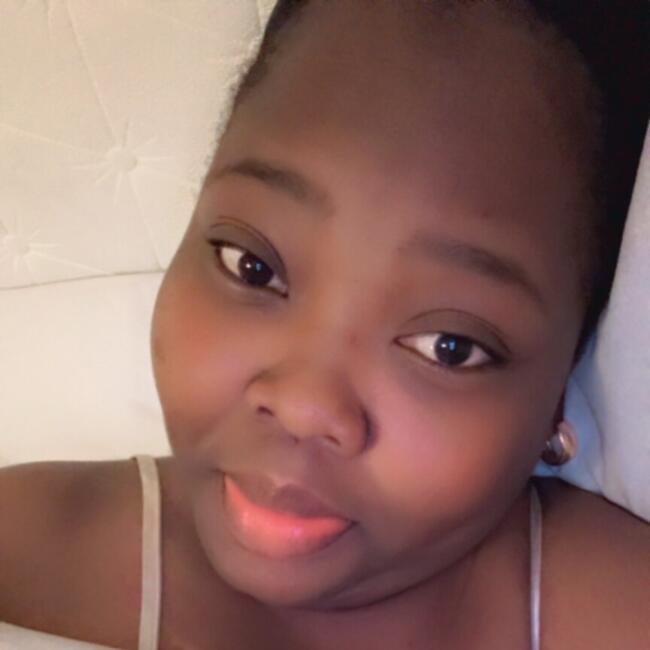 Babysitter in The Bronx: Aminath