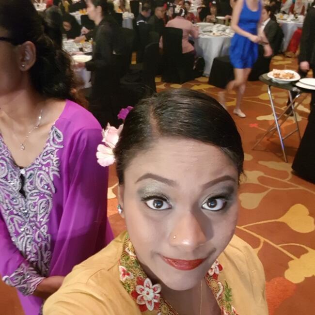 新加坡的临时保姆工作: Shahirah