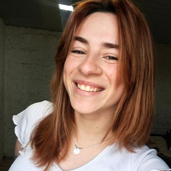 Babysitter in Montevideo: Nicole