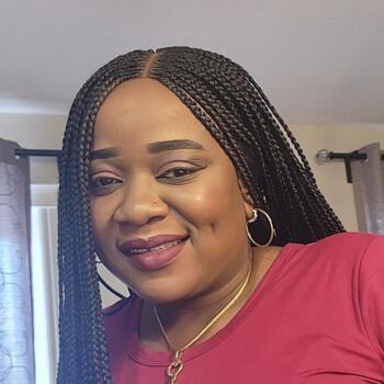 Babysitter in Sherwood Park: Clarisse