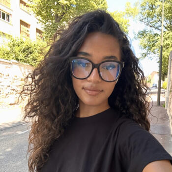 Babysitter in Saint-Germain-en-Laye: Gabriela