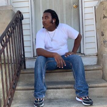 Babysitting job in Philadelphia: babysitting job Miqhuale