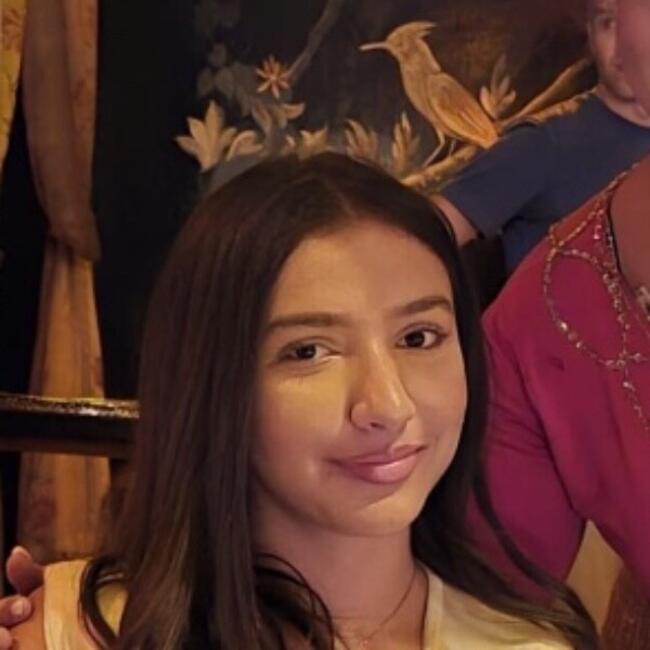 Babysitter in Santeny: Leïla