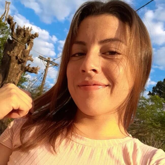 Babysitting job in Ezeiza: Yenifer