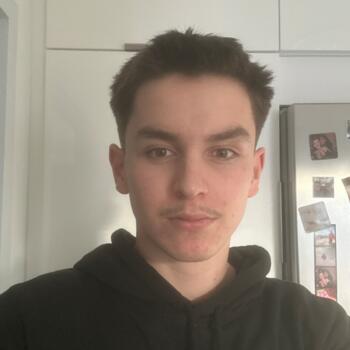 Babysitter in Ostwald: Loan