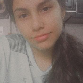 Babysitter in Barrancabermeja: Valentina