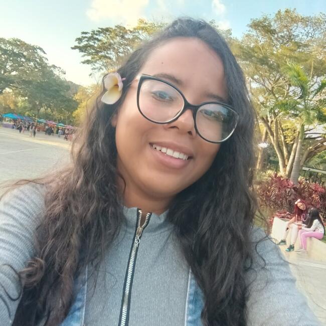 Niñera en Caracas: Sharon