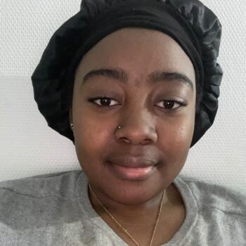 Babysitter in Montélimar: Rahia