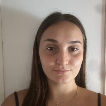 Niñera en Moraleja de Enmedio: Candela