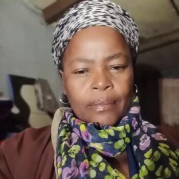 Nanny in Strand: Thenjiwe