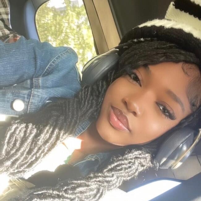 Babysitter in College Park (Maryland): Ava