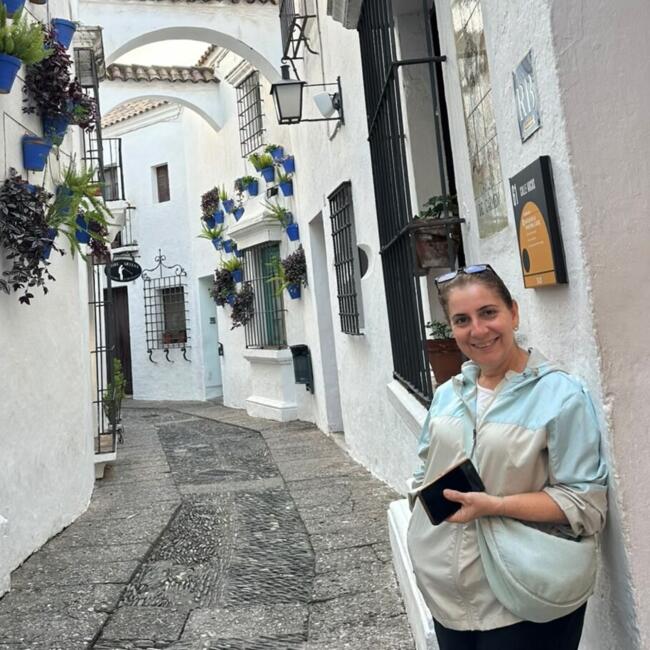 Babysitter in Beyoğlu: Mine
