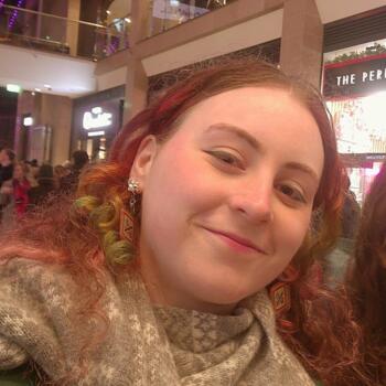 Babysitter in Cupar: Niamh